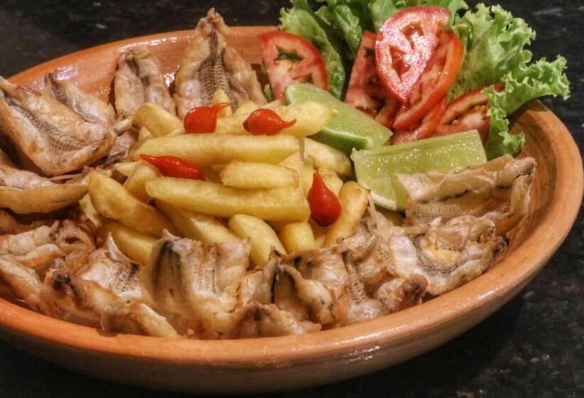 פנסיון Parada It