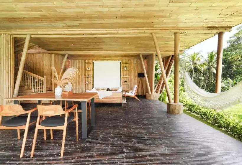 リゾートホテル Eco Six Bali