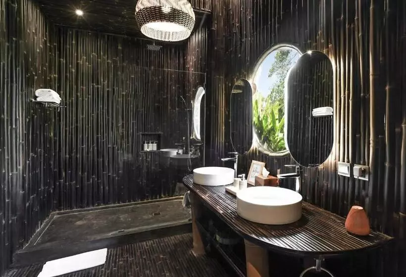 リゾートホテル Eco Six Bali