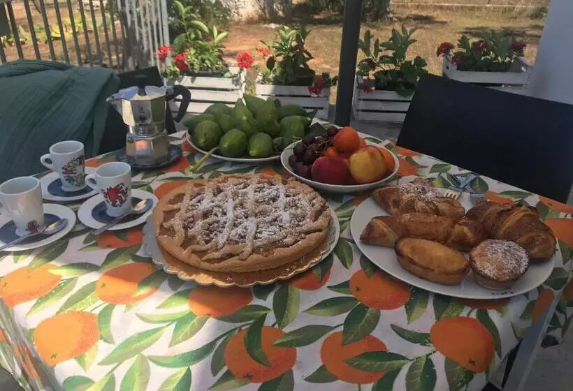 Aamiaismajoitus (B&B) Valle Dell Idro Otranto