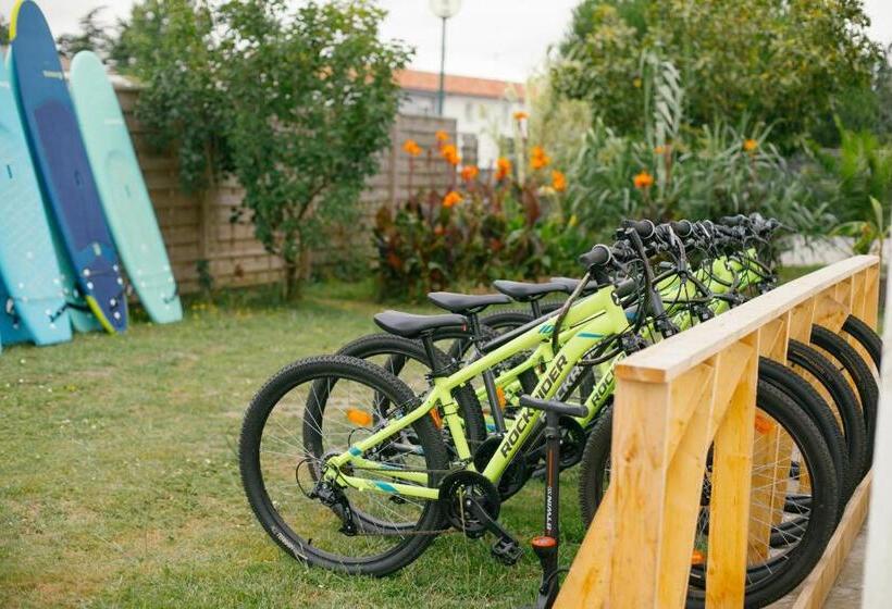 住宿加早餐  Alma Libre Yoga & Surf House