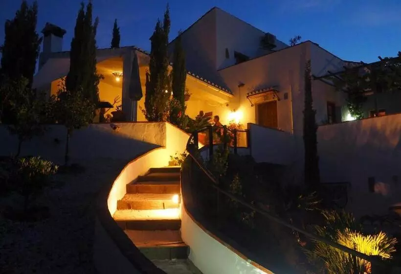 Aamiaismajoitus (B&B) Casa Amani