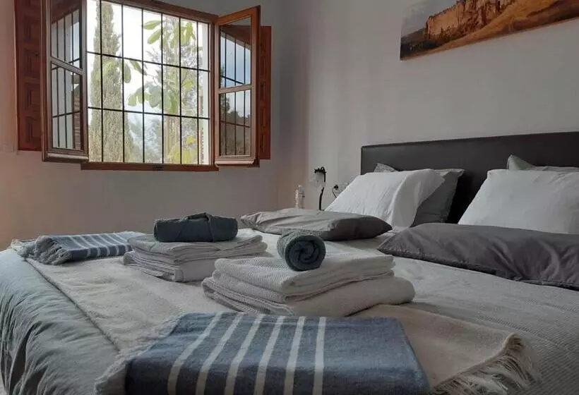 Aamiaismajoitus (B&B) Casa Amani