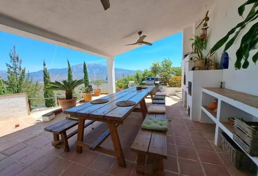 Aamiaismajoitus (B&B) Casa Amani
