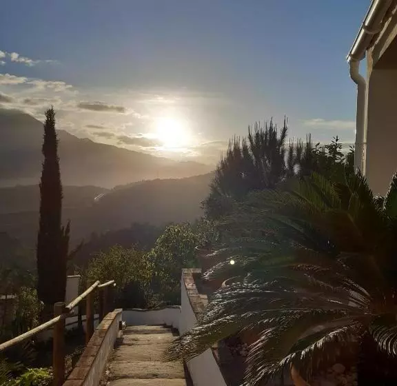 Aamiaismajoitus (B&B) Casa Amani