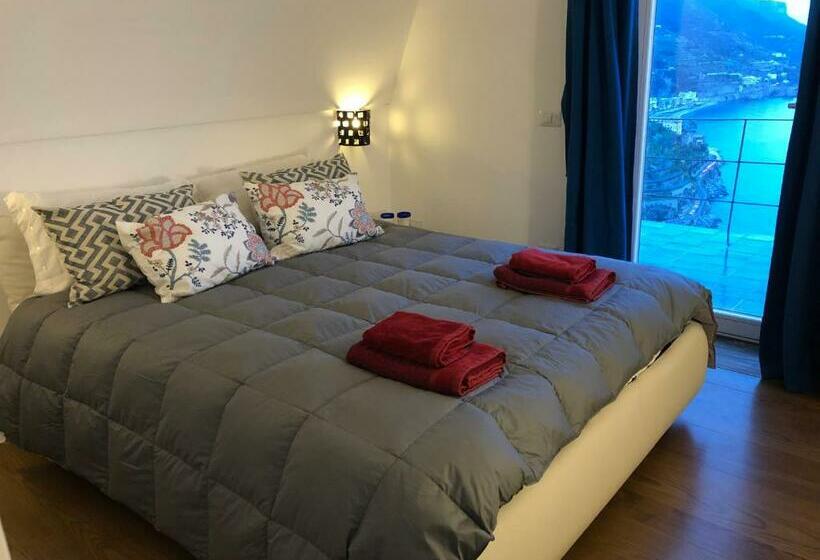 Bed and Breakfast La Santarella