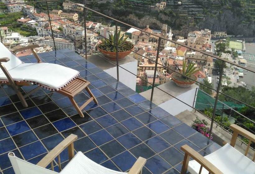 Bed and Breakfast La Santarella