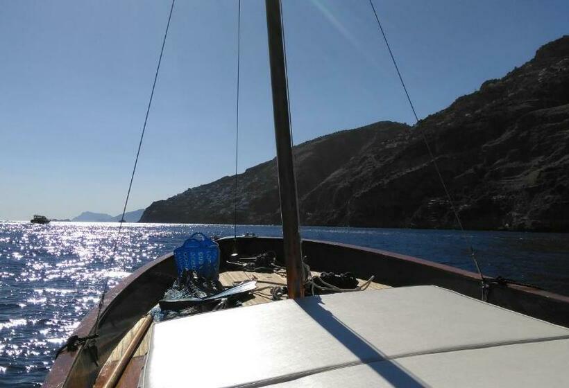 Bed and Breakfast La Santarella