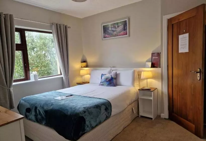 Churchfield B&b