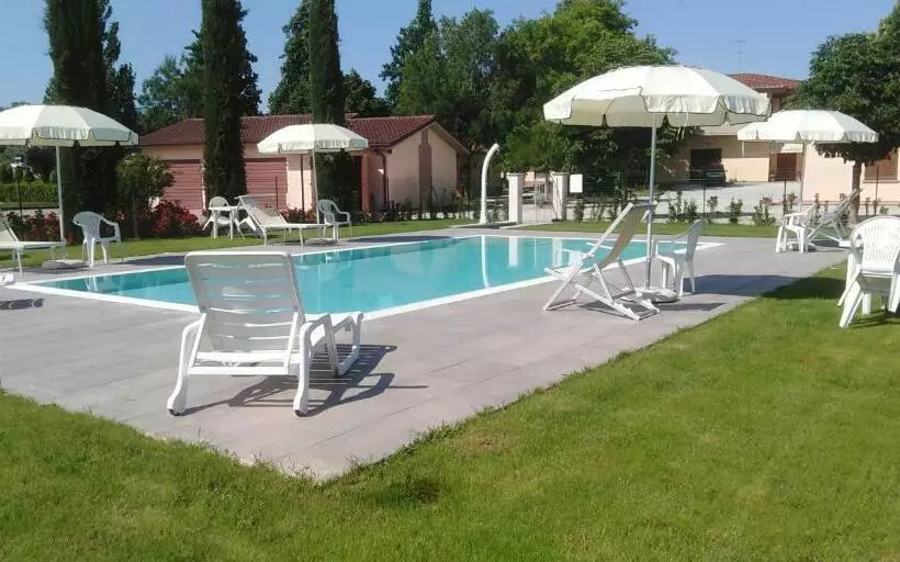 ホテル Agriturismo Barbarino