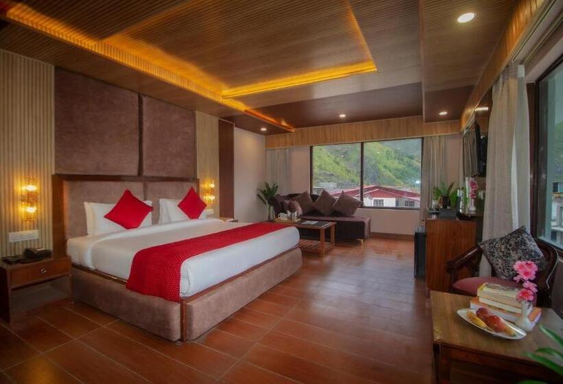 Отель Amritara The Avadh