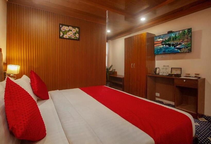 Отель Amritara The Avadh