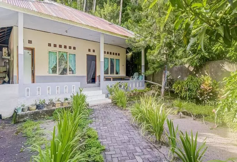 Hotelli Oyo 90924 Tarsius Homestay