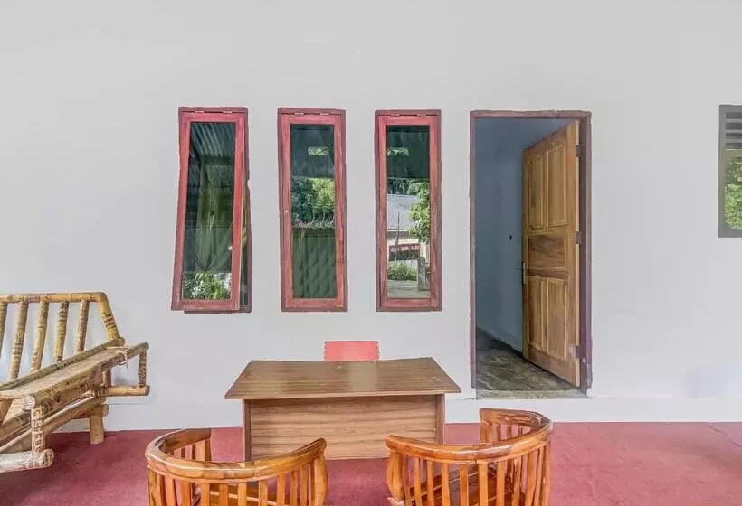 Hotelli Oyo 90924 Tarsius Homestay