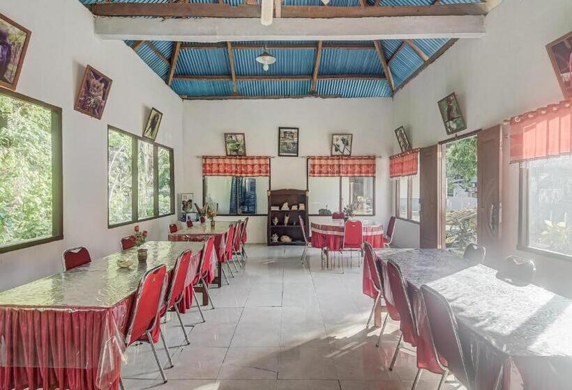 فندق Oyo 90924 Tarsius Homestay