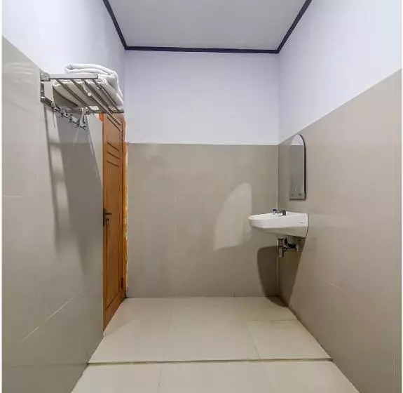 Hotelli Oyo 90924 Tarsius Homestay