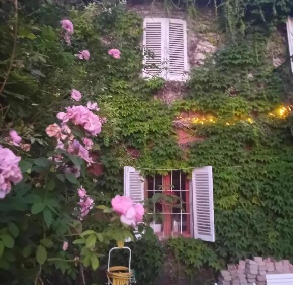 호텔 Rana Cantante