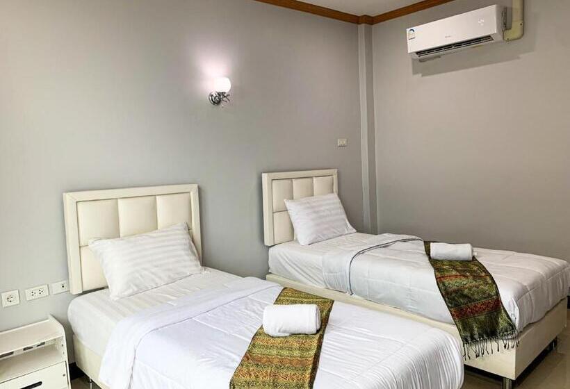 酒店 Three Bridges