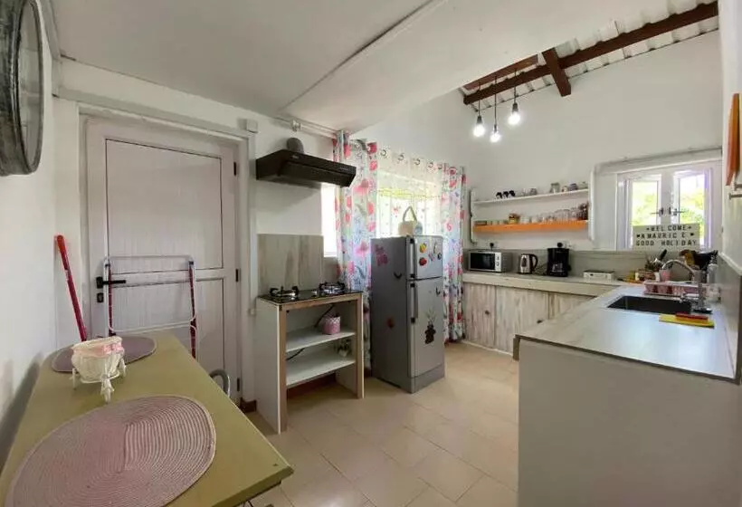 پانسیون Chambre D Hote Place Des Amoureux