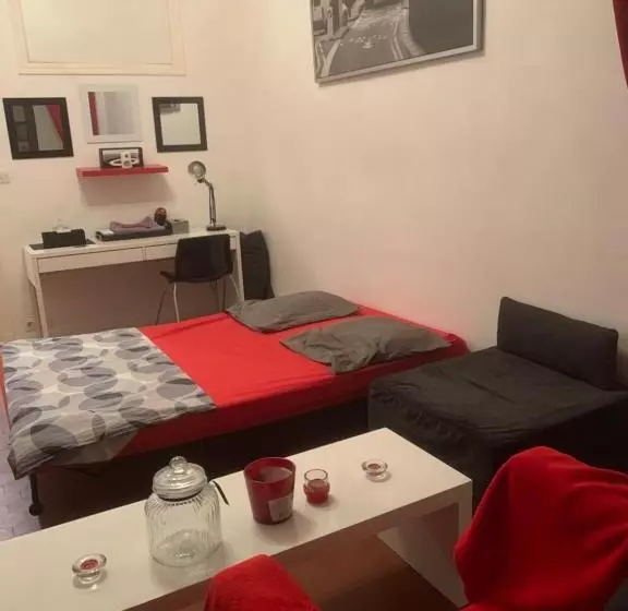 ペンション Chambres Dans Guest House Centre Ville