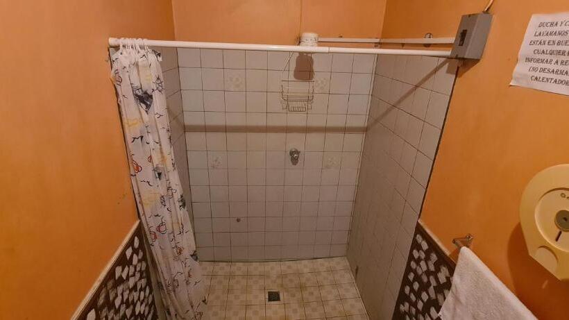 پانسیون Hostal Doña Mercedes