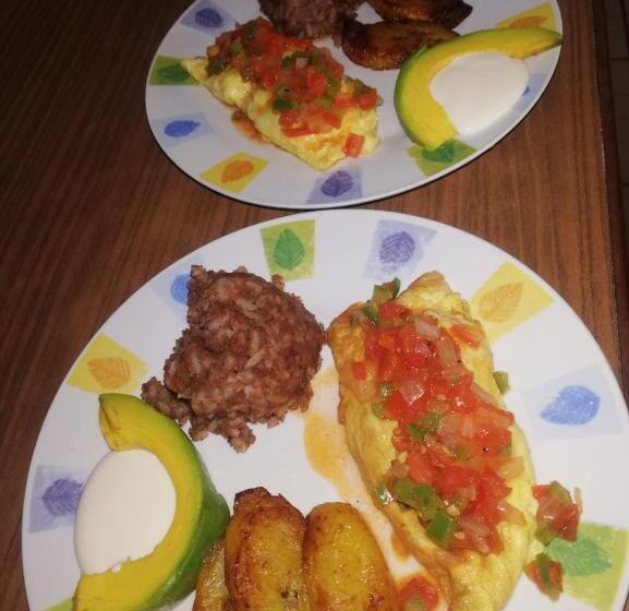 پانسیون Hostal Doña Mercedes