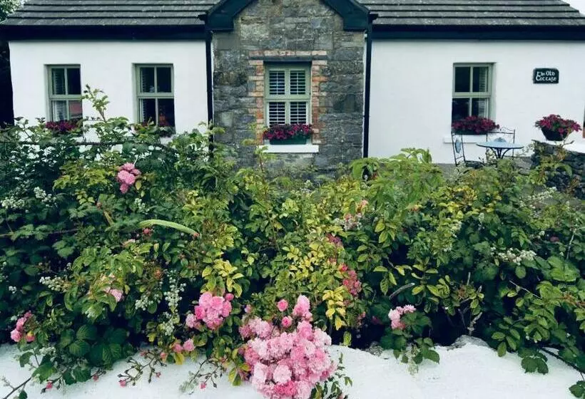 Majatalo The Old Cottage