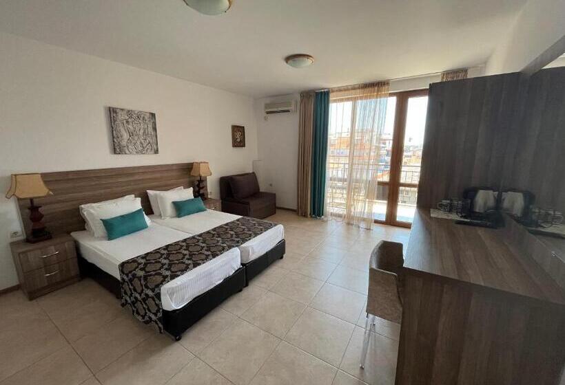 پانسیون Time Out