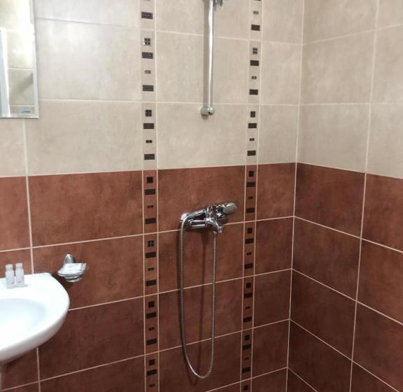 پانسیون Time Out