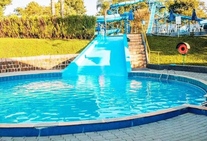 Lomakeskus Maestro Thermas Park