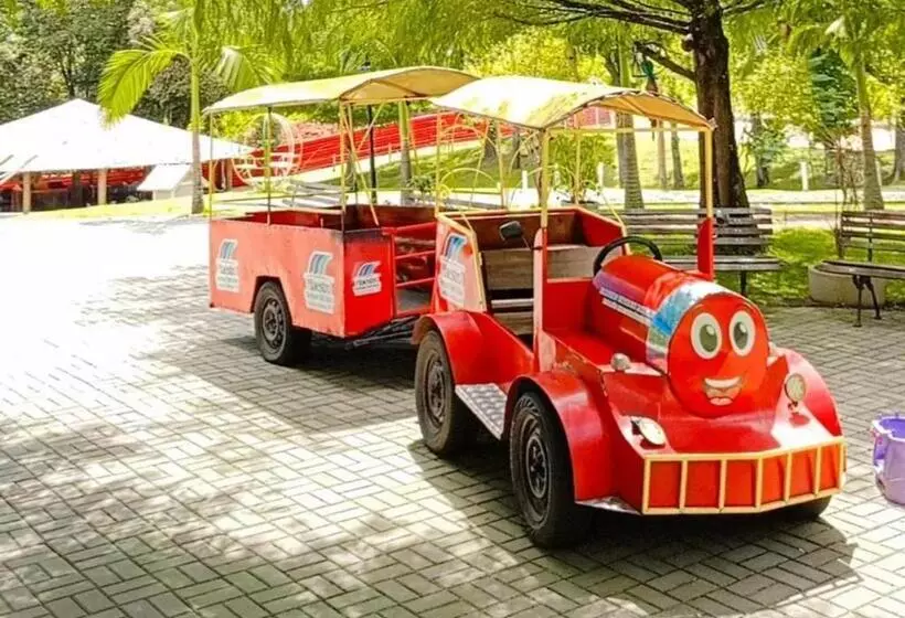 Lomakeskus Maestro Thermas Park