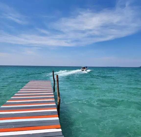 S Beach Resort