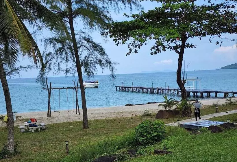 S Beach Resort