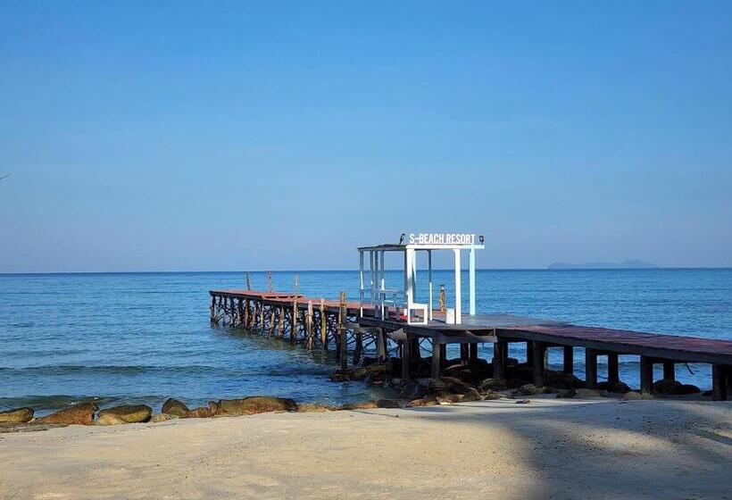 S Beach Resort