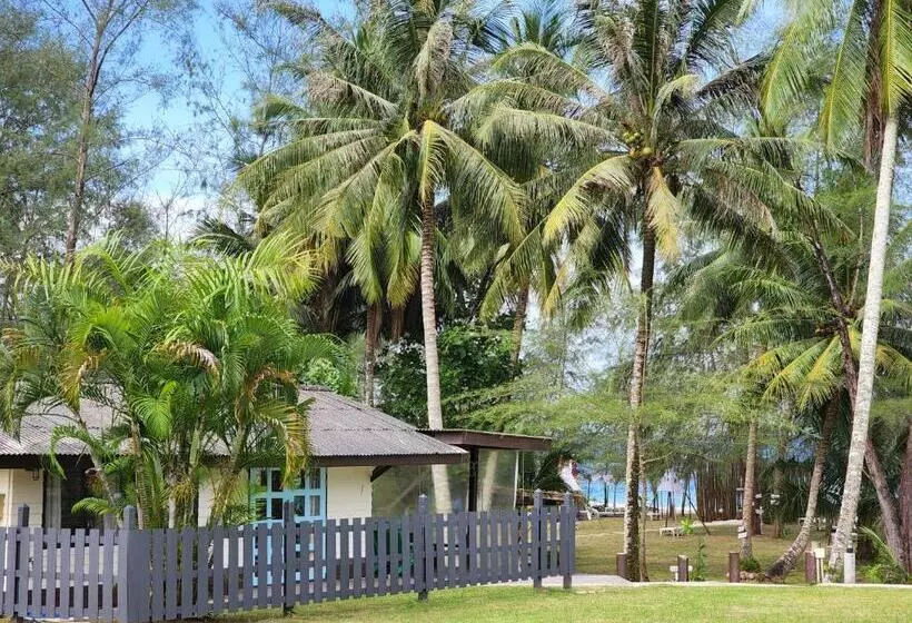 S Beach Resort