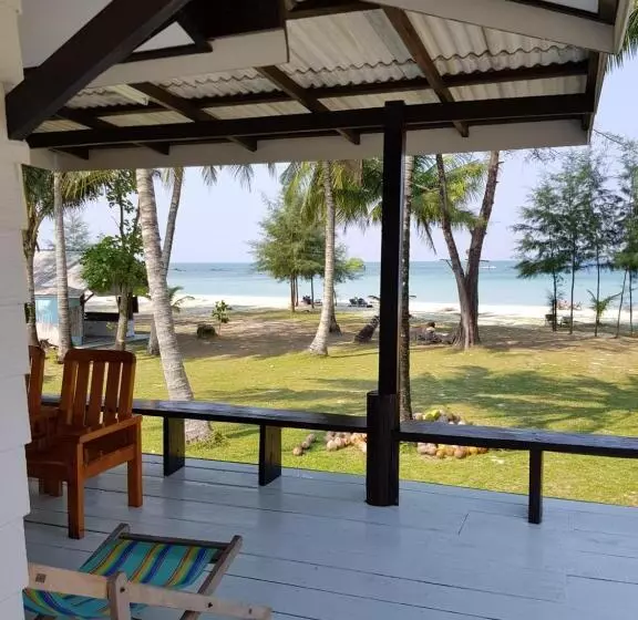 S Beach Resort