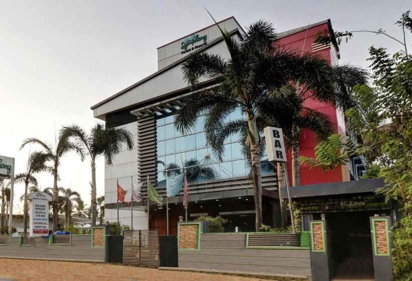 Treebo Symphony Hotels And Resorts Angamally