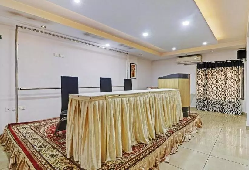 Treebo Symphony Hotels And Resorts Angamally