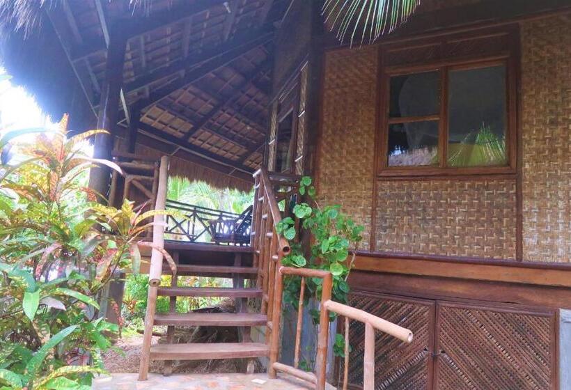 Villa Marmarine Beach Resort & Restaurant