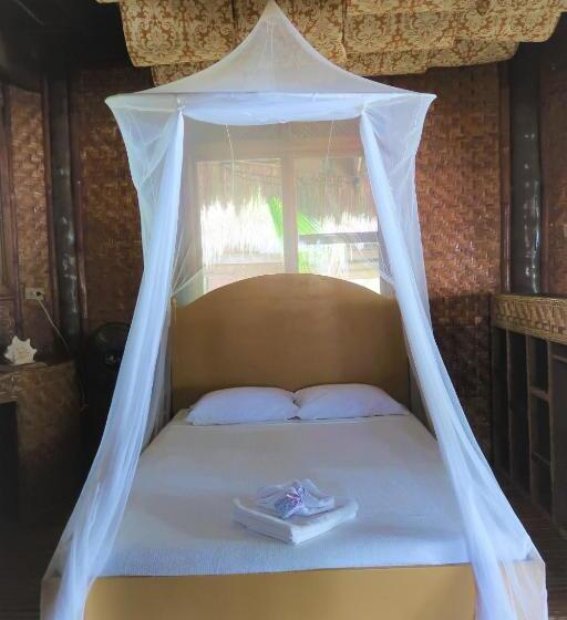 Villa Marmarine Beach Resort & Restaurant