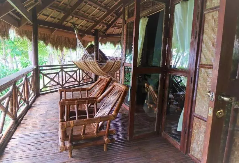 Villa Marmarine Beach Resort & Restaurant
