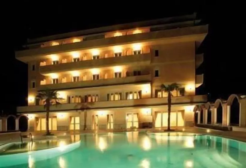 Grand Hotel Osman & Spa E Ristorante Il Danubio