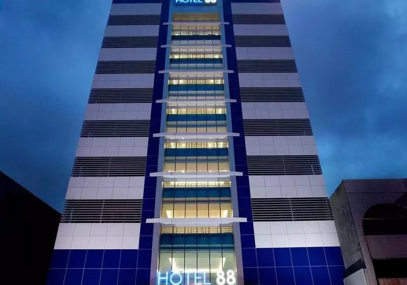 Otel 88 Mangga Besar Viii Jakarta By Wh