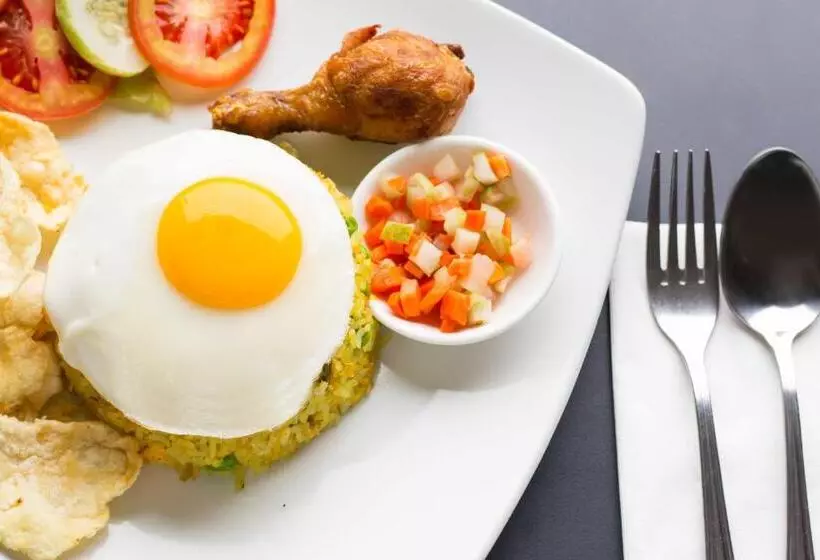 Otel 88 Mangga Besar Viii Jakarta By Wh