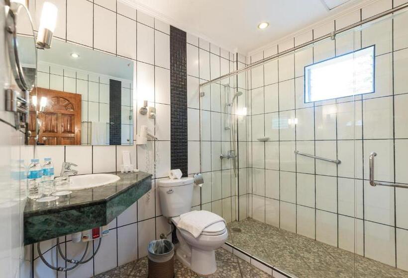 فندق Bohol Sea Resort