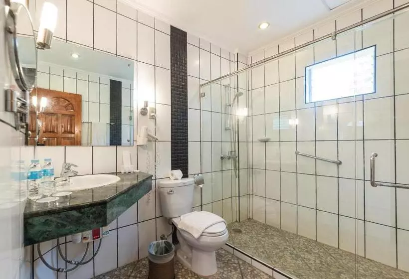 בית מלון כפרי Bohol Sea Resort