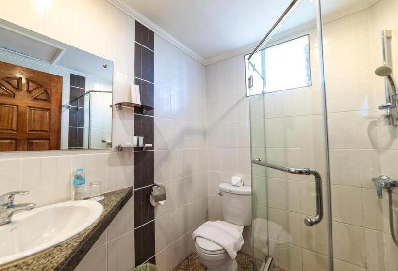 فندق Bohol Sea Resort