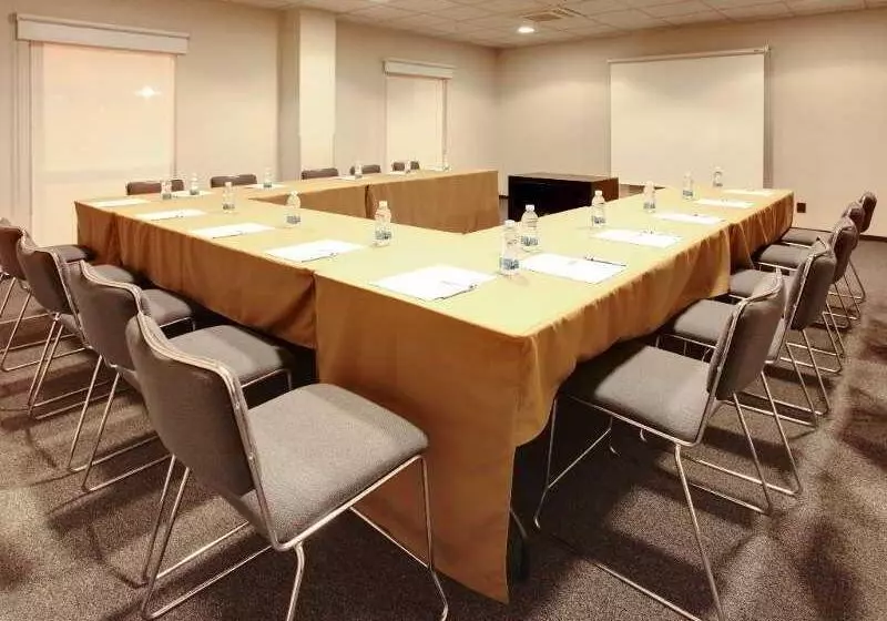 فندق City Express By Marriott Tijuana Insurgentes