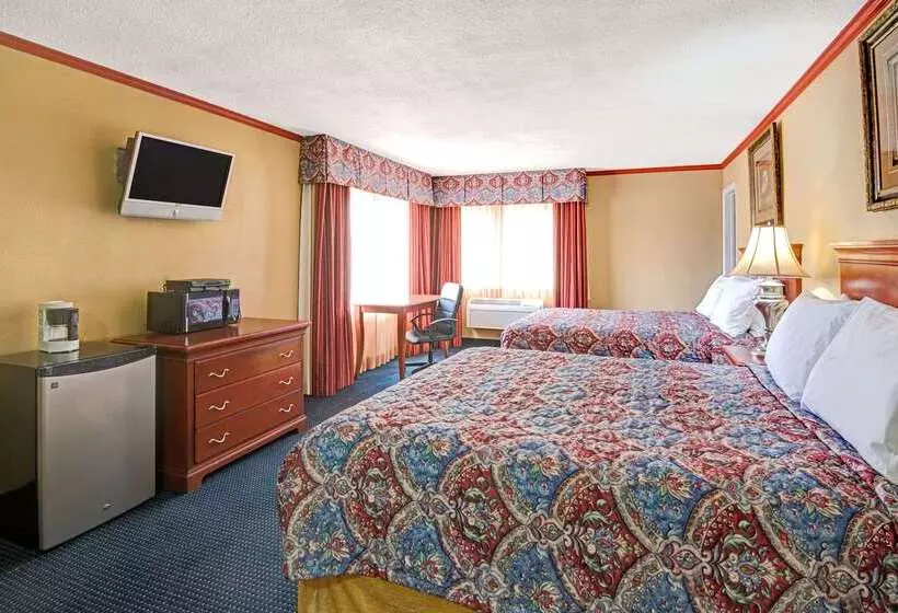 هتل Days Inn By Wyndham Albuquerque Downtown