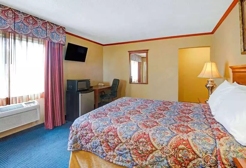 هتل Days Inn By Wyndham Albuquerque Downtown